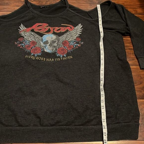 Torrid Poison Band Every Rose Has It’s Thorn Graphic Cold Shoulder Sweatshirt - Picture 11 of 14